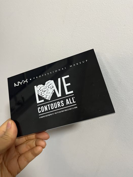 NYX палетка Love Contours All (тени, хайлайтер, пудра, для бровей)