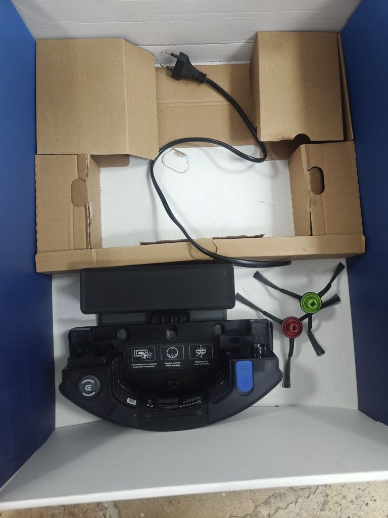 Aspirator robot ecovacs deboot ozmo T8 (m1)