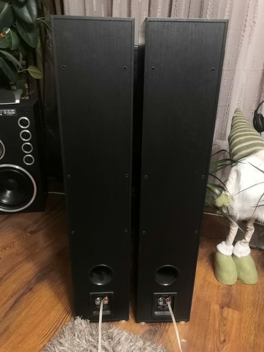 Vand,schimb.Boxe hi-fi 3 cai reflex Canton GLE496.2.