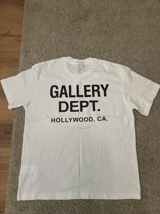 Tricou gallery dept