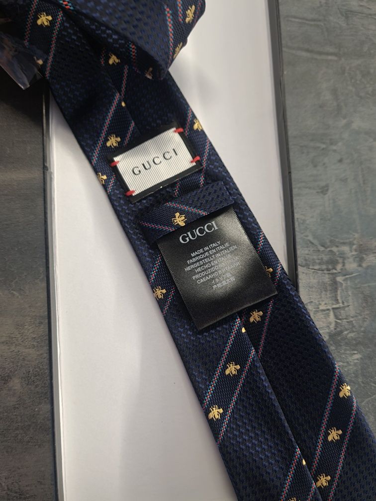 Вратовръзка Gucci 100% Коприна