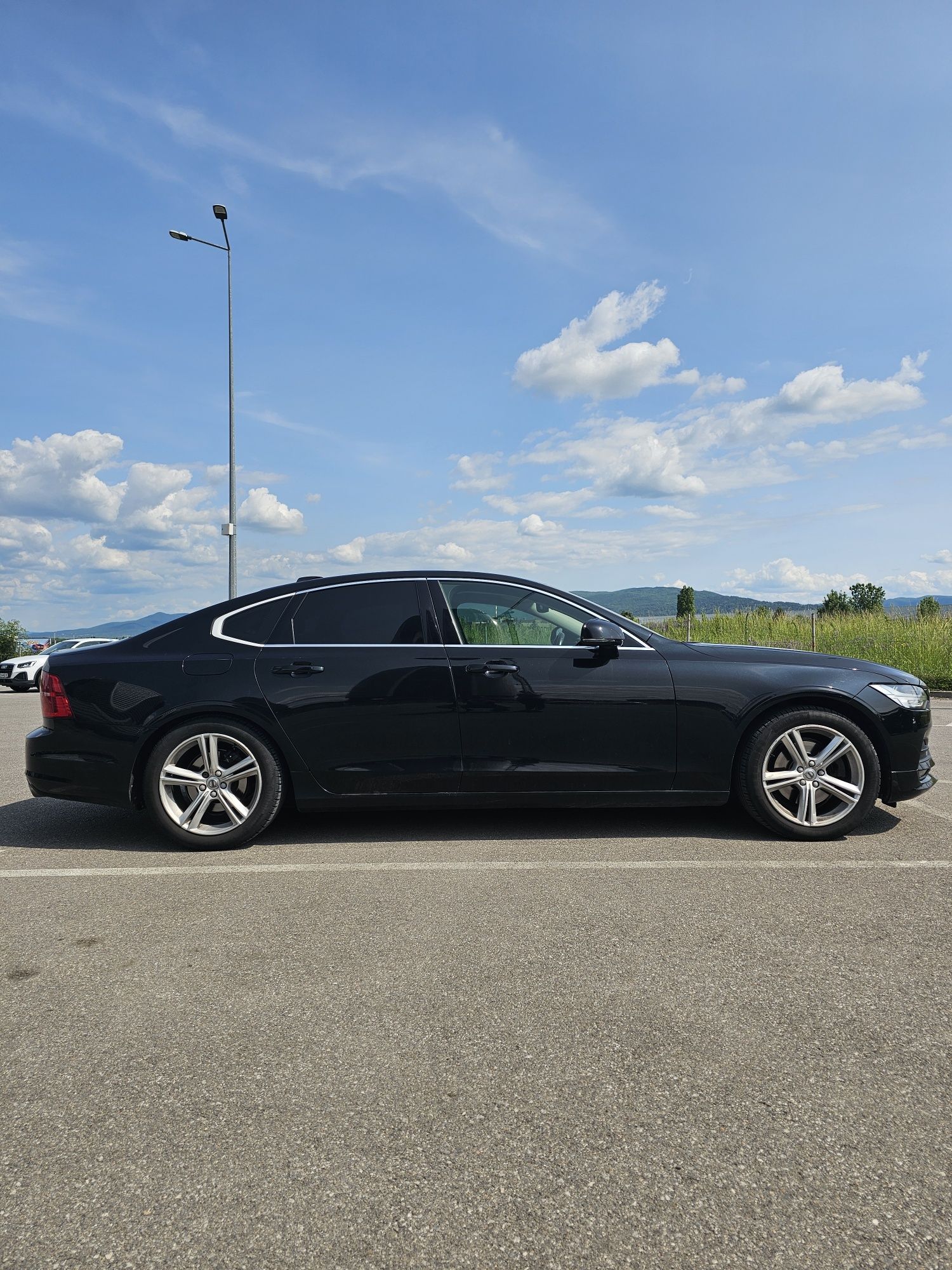 Volvo s90 2018 d4 190