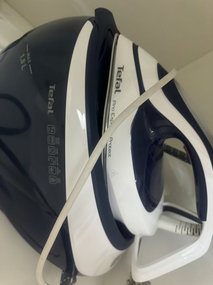 Продаю парогенератор Tefal