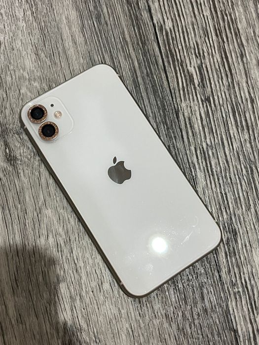Iphone 11  128 в идеальном сост