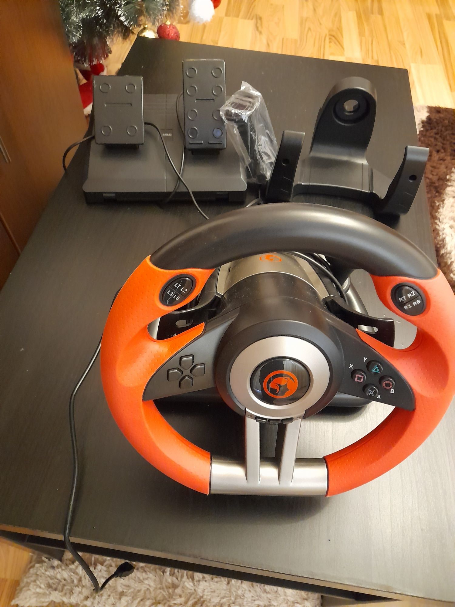 Volan Scorpion GT-902 Vibration Racing Wheel