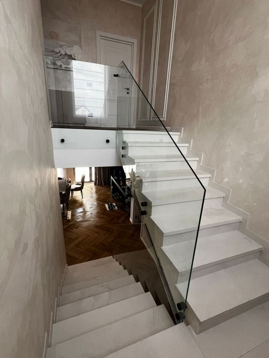 Paravane și cabine de duș, balustrade sticlă, terase – executăm la co