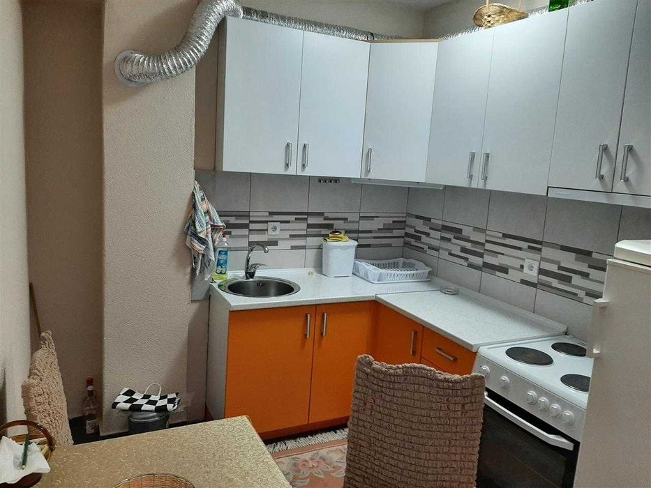 Двустаен имот в кв.Овча купел 1