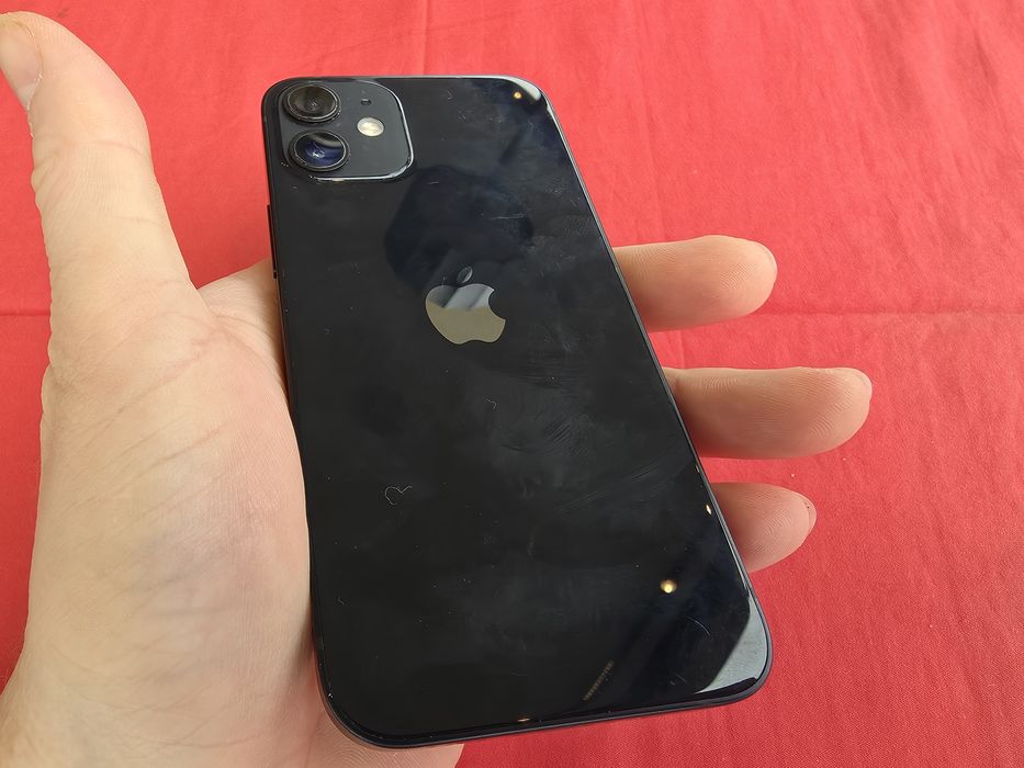 -Iphone 12Mini, 128Gb, 4Ram, bat: 95%, Negru, stare foarte buna, doar