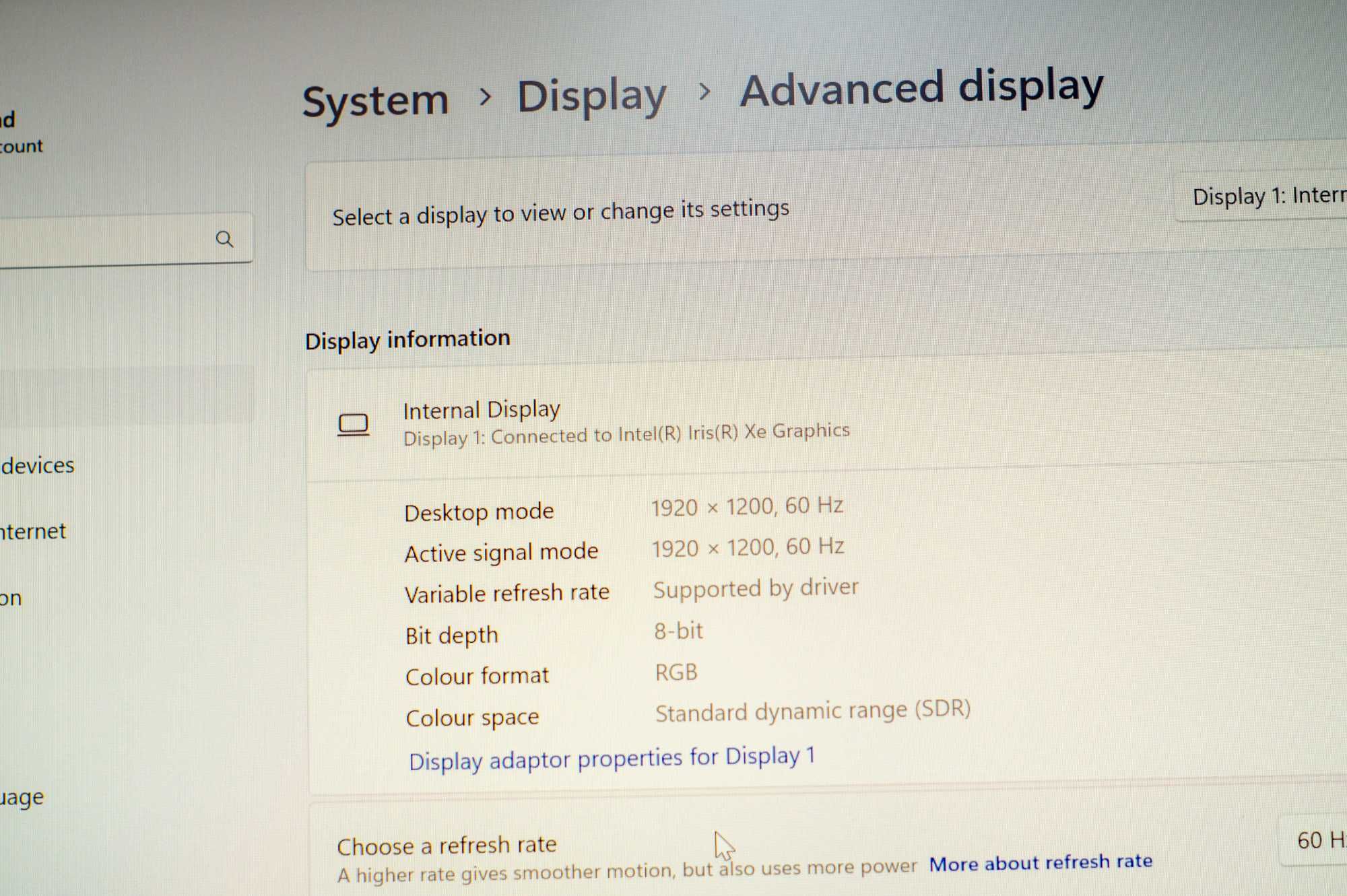 Lenovo ThinkPad X1 Carbon Gen 10 / i5-1240P / 16GB / 512GB / Touch