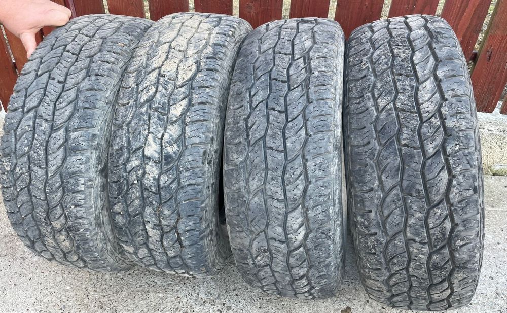 Cauciucuri At3 Cooper Discoverer  225/70/15