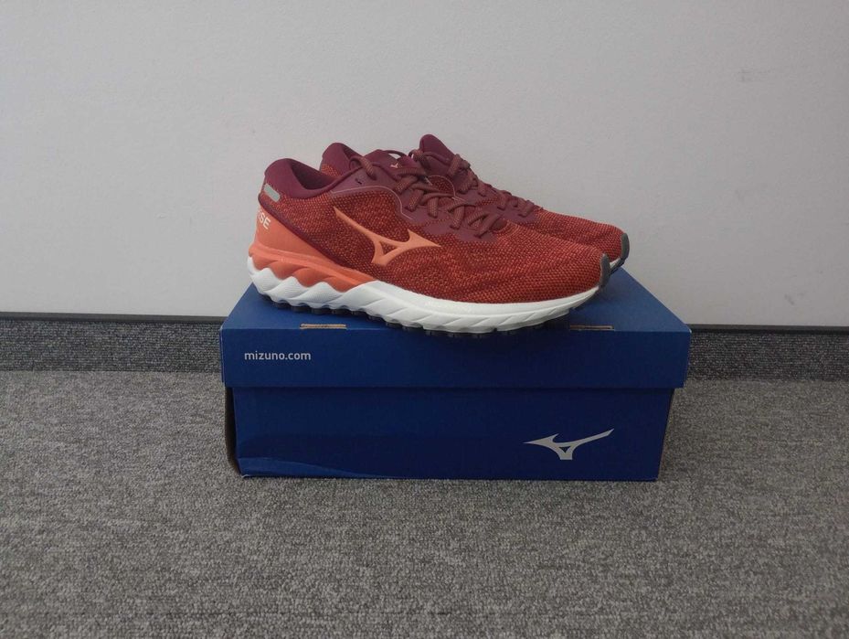 Mizuno Обувки за бягане Mizuno Wave Skyrise 2, 36.5 EU
