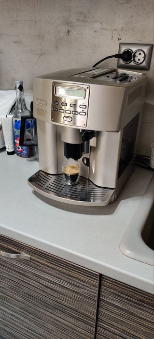 Кафеавтомат Delonghi Magnifica cappuccino ESAM 3500S