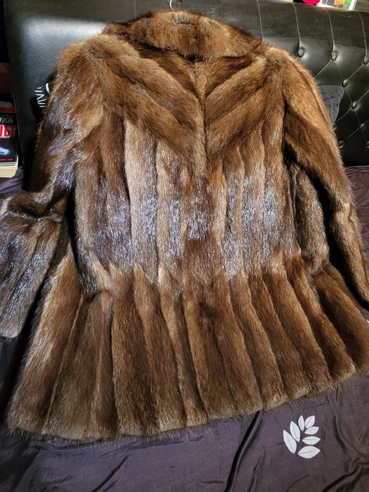 Късо палто от естествена кожа