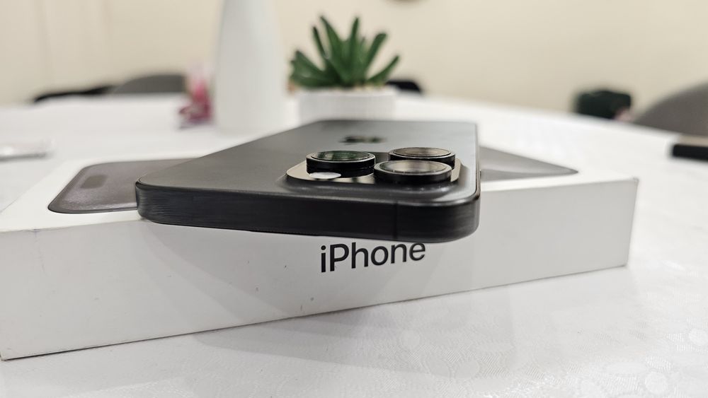 iPhone 15 Pro Max 256Gb като нов