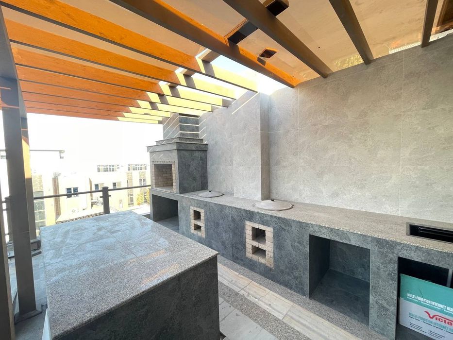 Строем летние кухни,очаги, барбекю.