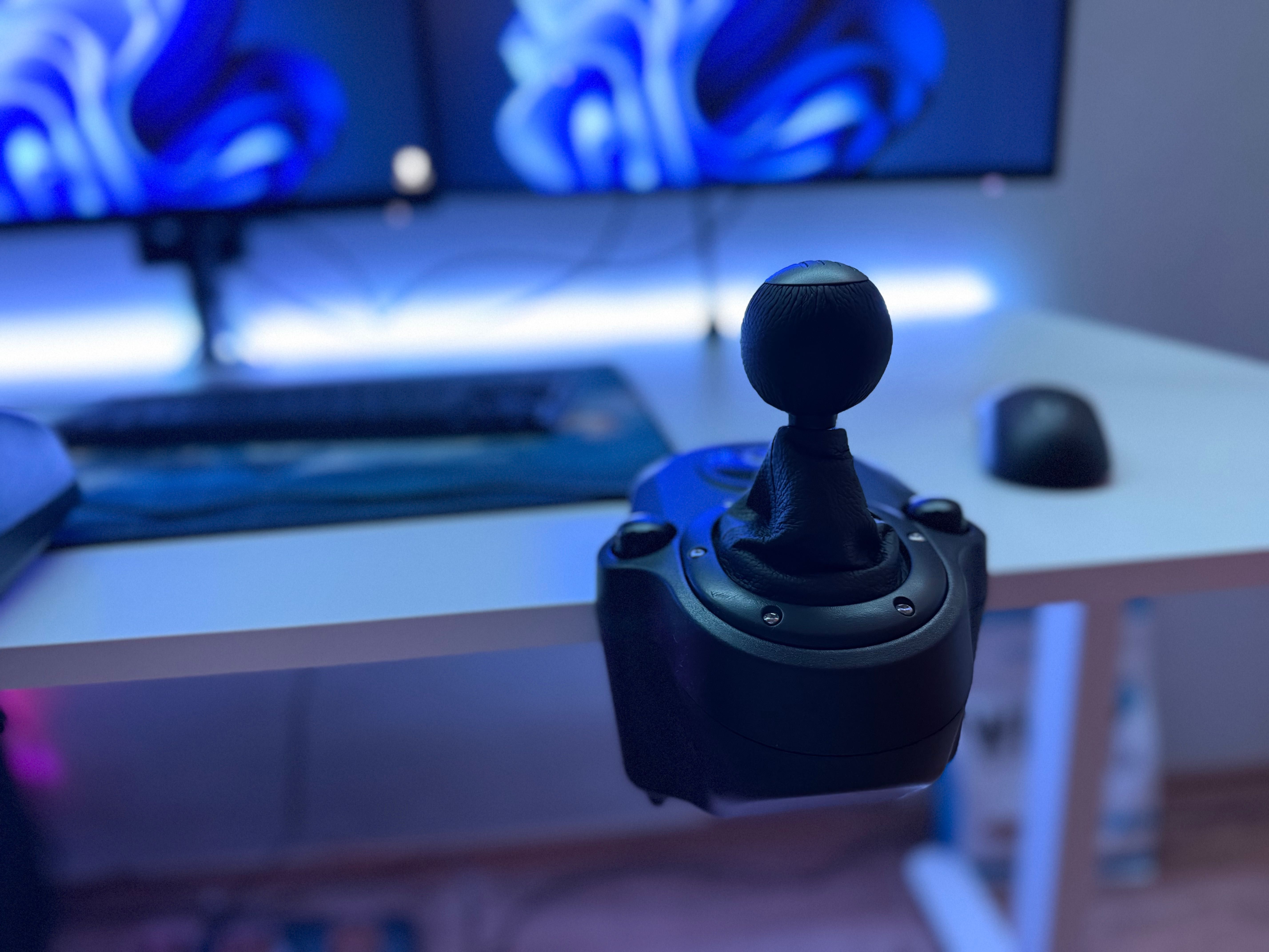 Волан с педали Logitech - G29 + Скоростен лост - ГАРАНЦИОНЕН 2 ГОДИНИ