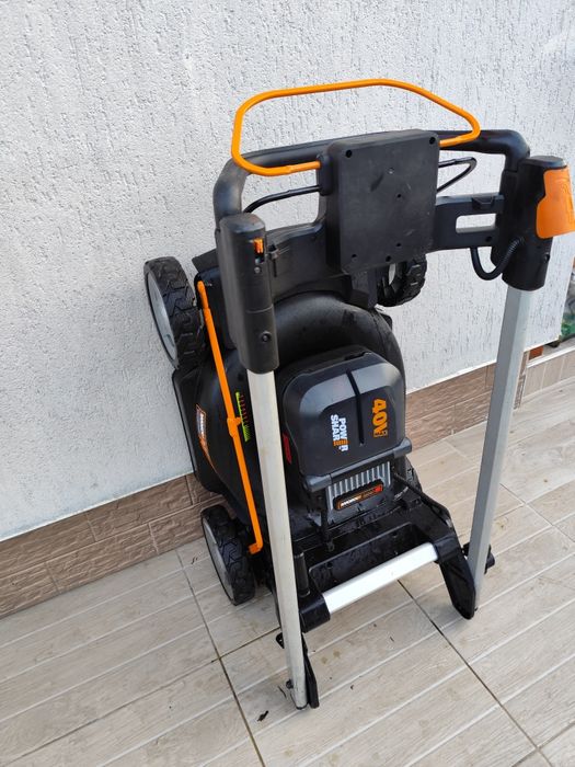 Mașină tuns iarba, gazonul, autotracțiune, baterie Litiu ion