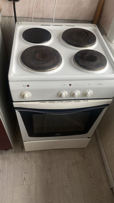 Отдам плитку кухонную