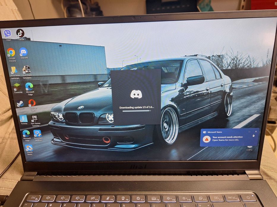 Лаптоп MSI MS1552