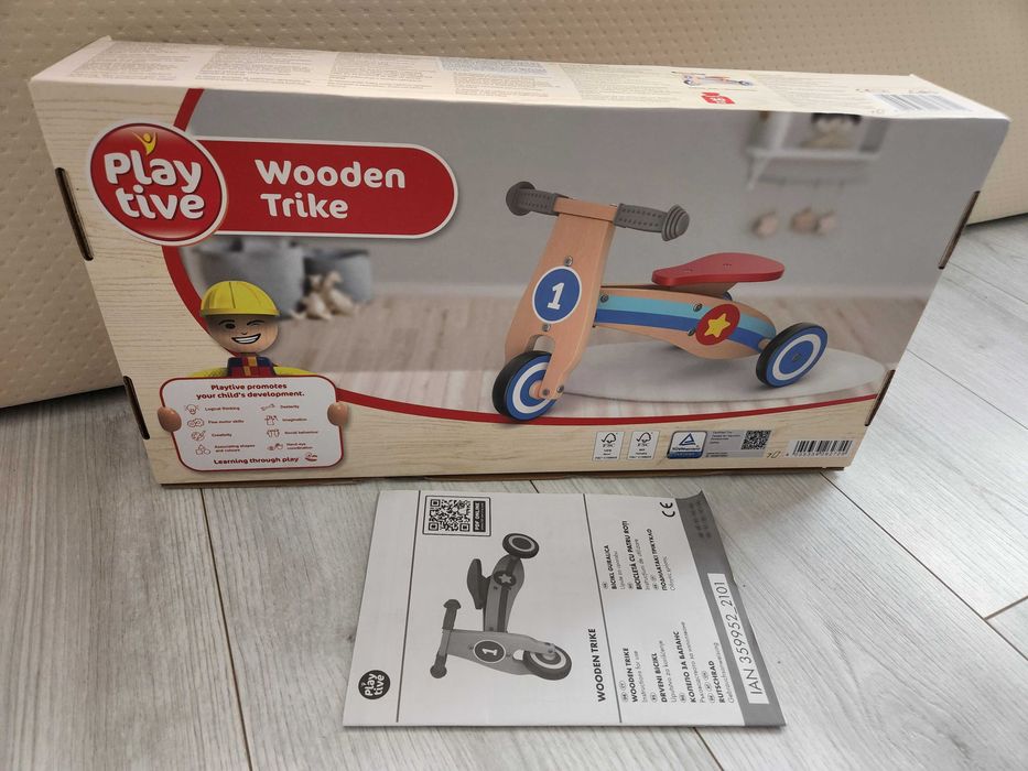 Tricicleta Playtive din lemn