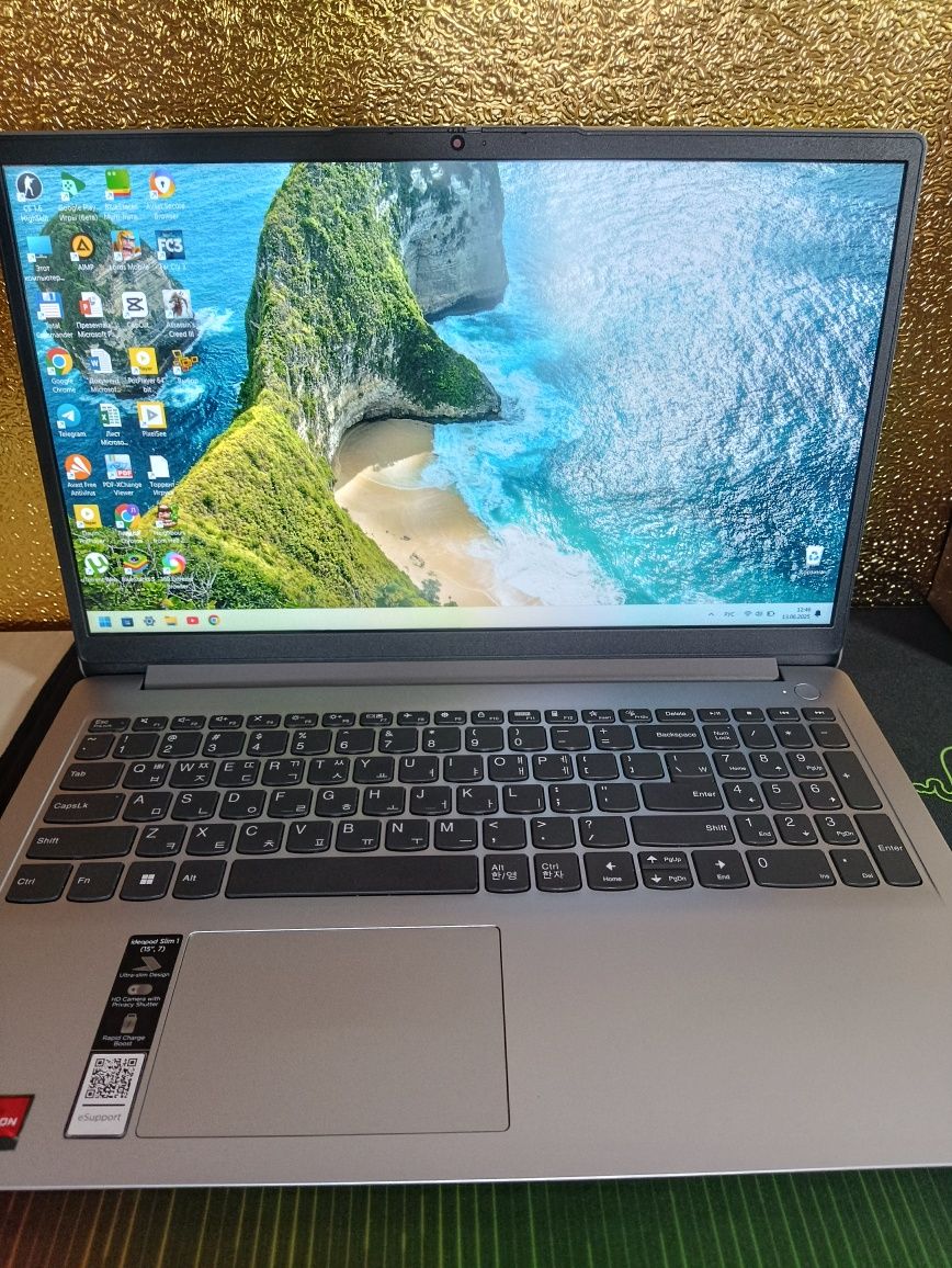 Новый Ноутбук Lenovo с гарантией, полный комплект аксессуаров