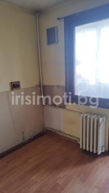 Продава се Тристаен апартамент в София, Бъкстон - 77 кв.м за 2338 €/кв.м - Снимка #9