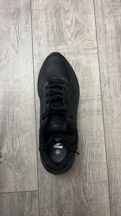 Маратонки/сникърси 44 номер