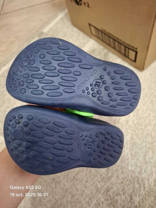 Papuci VTY (de la Deichman) cu dinozaur, marimea 21