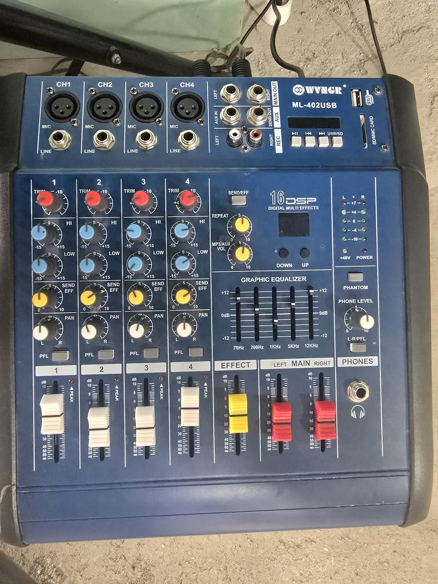 De vânzare boxe + Mizer amplificat