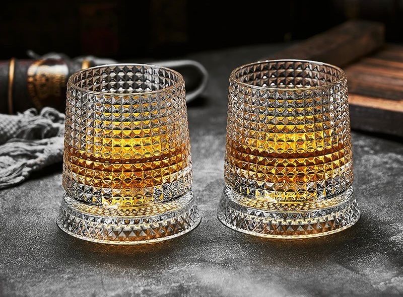 Вращающиеся бокалы