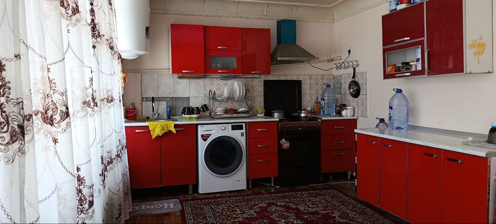 Zudlik bilan uy sotiladi