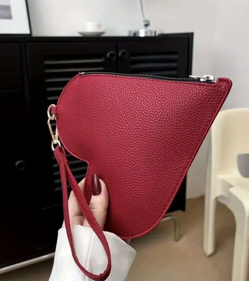 Мини клъч сърце