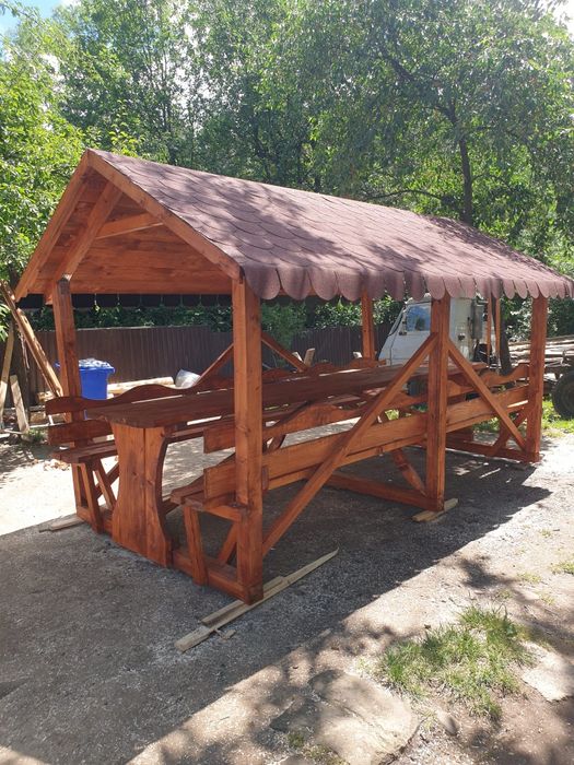 leagăne și foișoare