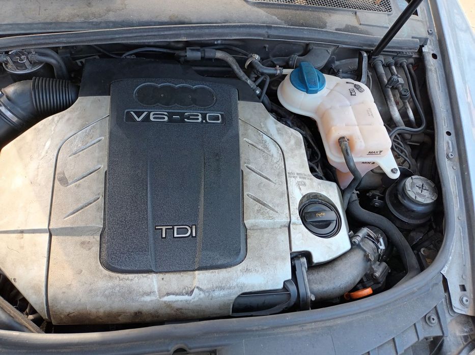 Dezmembrari  Audi A6 (4F, C6)  2004  > 2011 3.0 TDI quattro Motorina