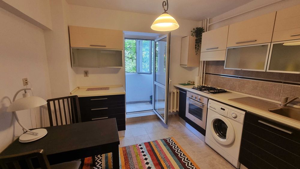 Garsoniera zona Matei Basarab