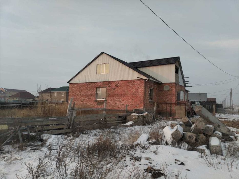 4-х комн дом с мансардой за городом 20 минут езды за Талапкером