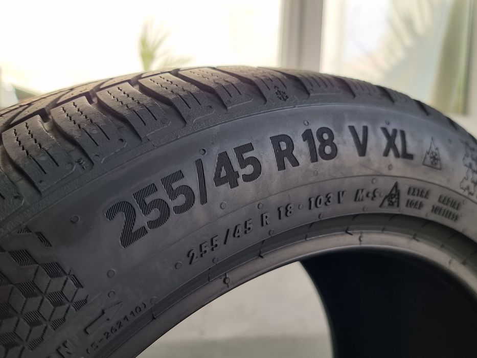 "Dot 23" 255/45/18 Continental 2Броя: 300лв 6.8мм