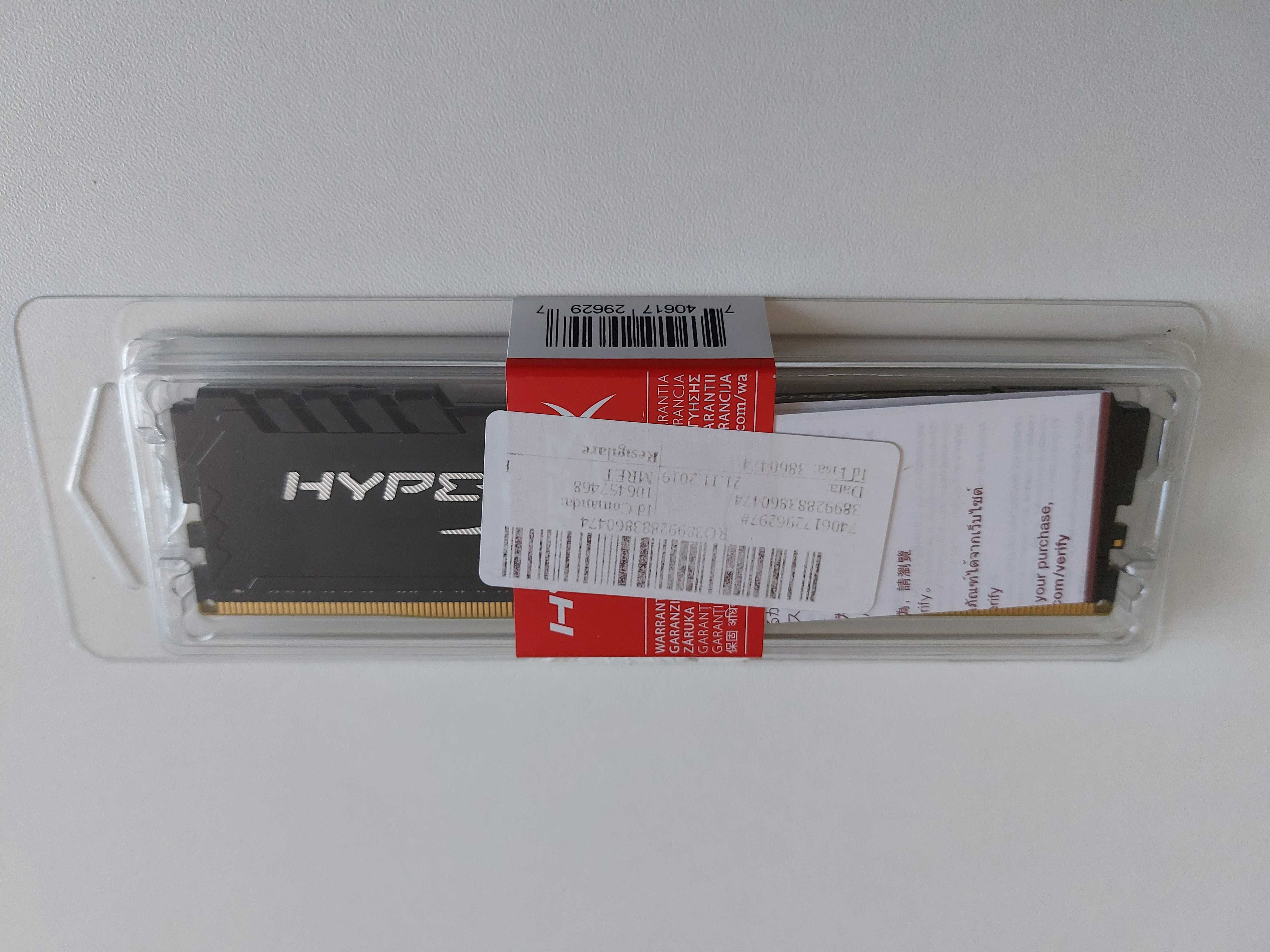 Placuta RAM Kingston HyperX, DDR4, 16 GB, 3200 MHz, CL 16, 288 pin