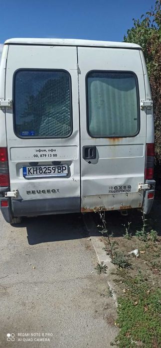 Продава се Peugeot Boxer 2.5 TDI (107 к.с..Цял е в  момента 2500