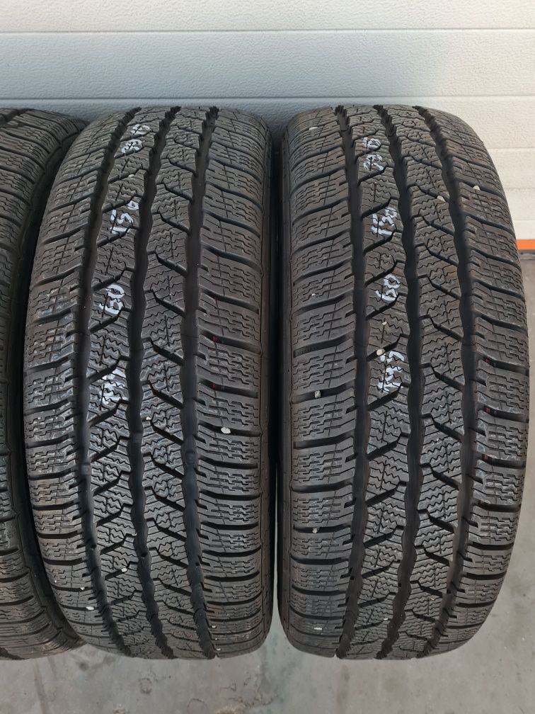 Зимни гуми за Бус 4 броя CONTINENTAL ContactWinter 195 60 R16C дот3915