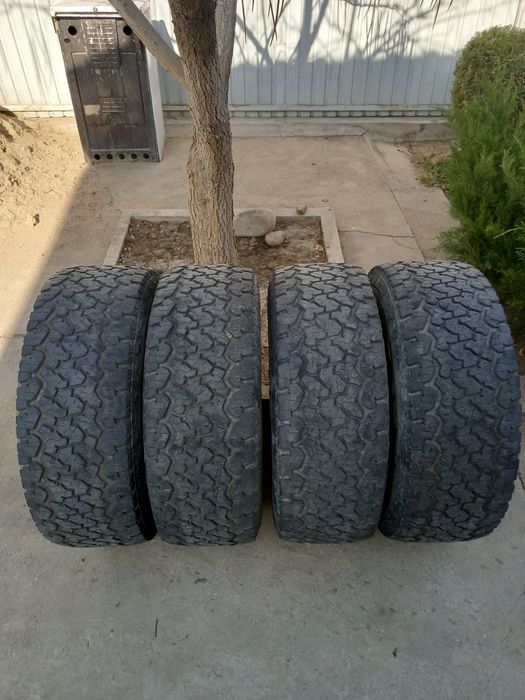 Продам шины maxxis worm-drive