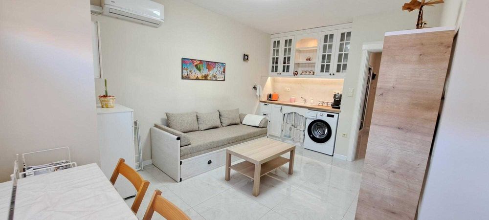 Дава се под наем Тристаен апартамент в Варна, Център - 100 кв.м за 960 € - Снимка #9