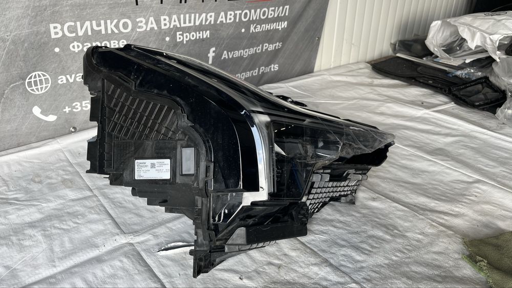 Десен фар Polestar 3 2025-