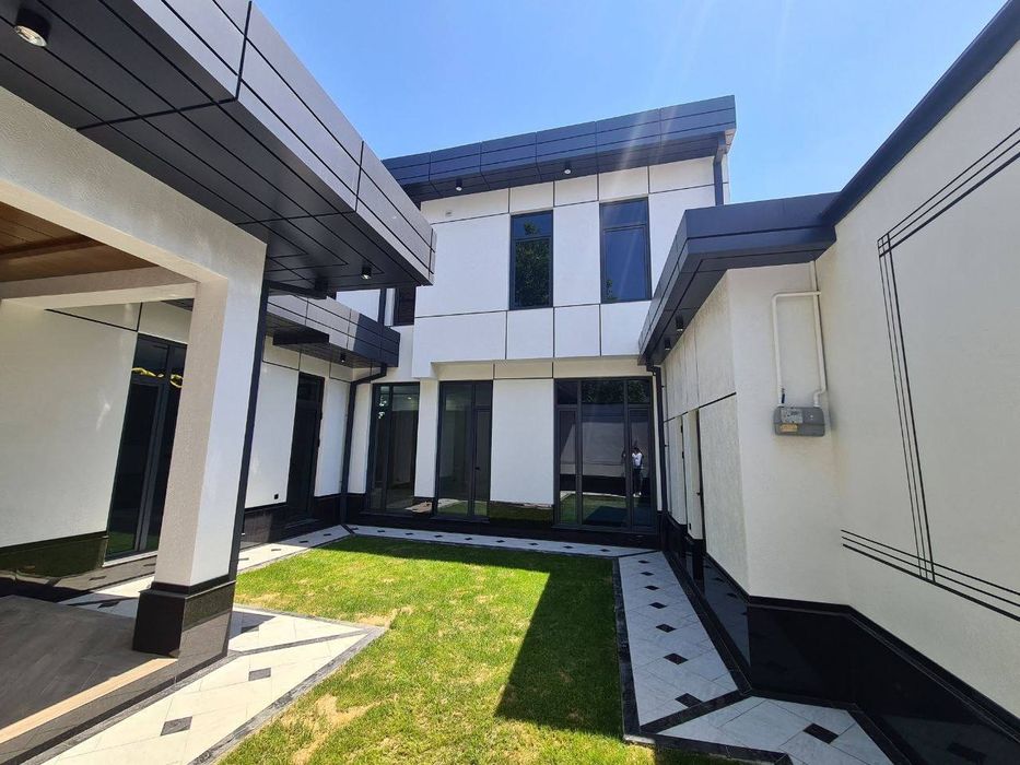 Продается 5ти комнатный дом,ул. Циолковского,М.Улугбекский р-н,360м2