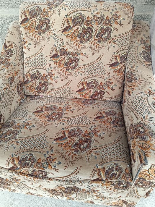 Vând fotoliu extensibil  de o persoană.