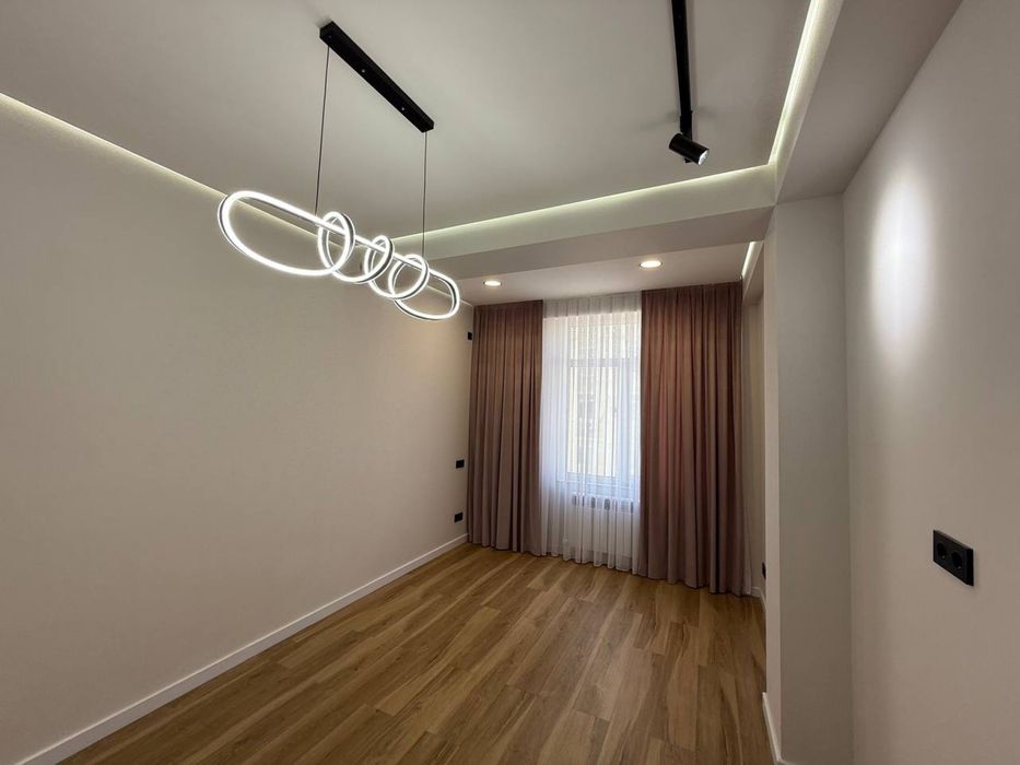 Новостройка ЖК Parkent Plaza 3/10/14, 88м2. Монолит. Евроремонт