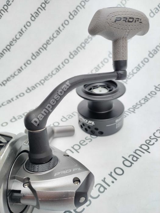 SET 4 Mulinete Feeder si Crap PRO FL CHASER LA6000 tambur Long Cast