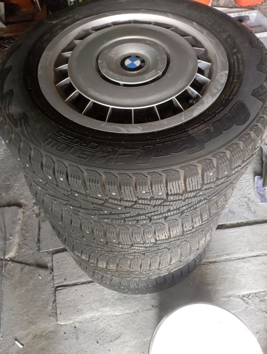 Шины с дисками новые р15 бмв