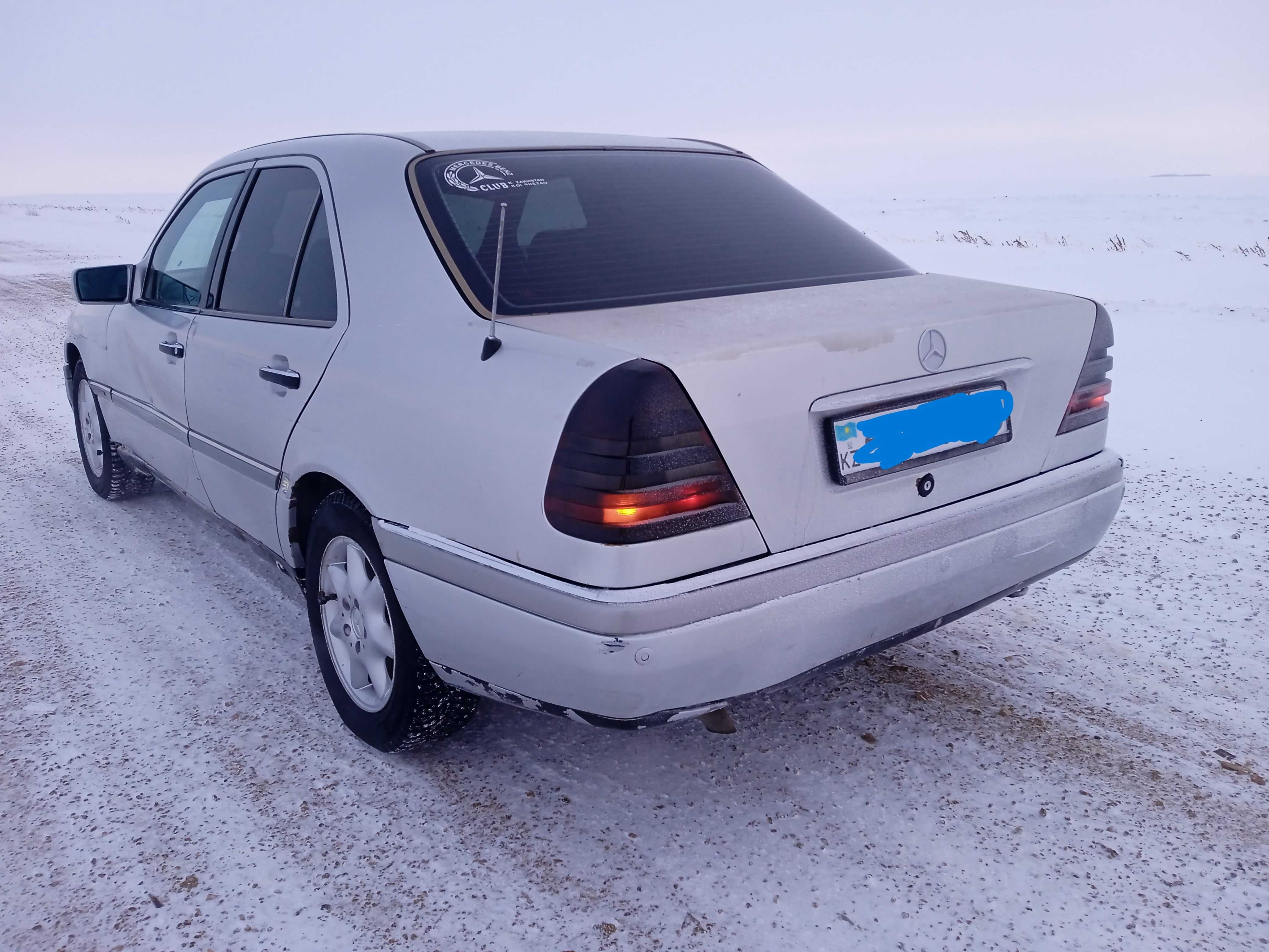 Мерседес 180 C W202