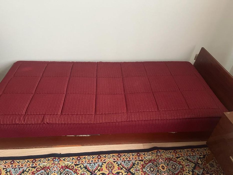 Кровать односпальная